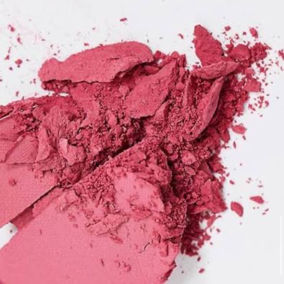 💕🌙Mac Fall In Love Powder Kiss Eyeshadow - Picture 9 of 10